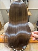 柔らかくまとまる縮毛矯正