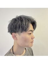 レイ ルーチェ(LEI LUCE.)&nbsp;～グレイッシュシルバー＆アップバングショート～