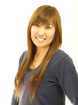 モンスーンヘアー(Monsoon hair) ストレートな仕上がりが大人っぽいロング