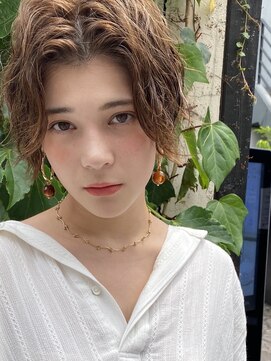 レオニード 表参道(LEONID) 夏ショートスタイル ヌーディーカラー ニュアンスパーマ