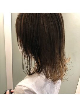 エル(EL by green) [ＡＫＩＫＯ]グレージュ×ミディアムレイヤー☆0112327997