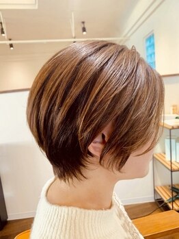 チアー ヘアリラクゼーション 富雄店(cheer HAIR RELAXATION)の写真/白髪を活かしてオシャレにカラー！立体感のあるデザインカラーで白髪を気にせずカラーを楽しめます♪