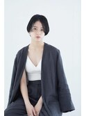ブルーグレージュ×前髪なしハンサムショートボブ◎30代40代50代
