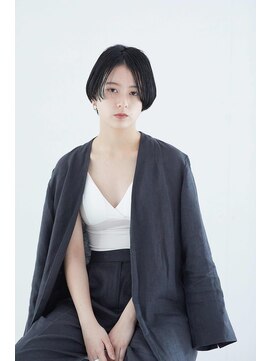 ナック ベース(knack base) ブルーグレージュ×前髪なしハンサムショートボブ◎30代40代50代