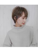 大人可愛いくびれショート20代30代40代ハイライトショート