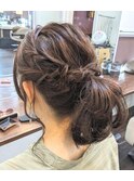 30代40代ポニーテールアレンジヘアお呼ばれ前髪なしスタイル