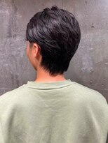 ソレイユ バイ アルフレッド(SOLEIL by alfRed)&nbsp;ツーブロック　センターパート　ニュアンスパーマ　メンズ