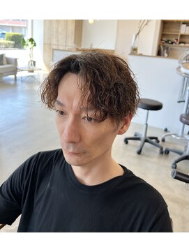 サロン(SALON) センターパートツイストスパイラル
