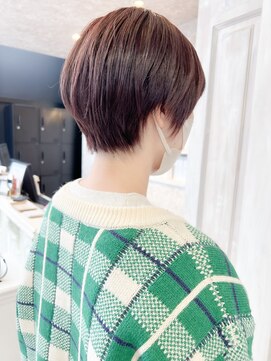 キャアリー(Caary) 福山市美容室Caaryナチュラルバイオレットカラーショートヘア