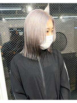 ラニヘアサロン(lani hair salon) ホワイトシルバー＆裾ブラック/裾カラー/グラデーションカラー