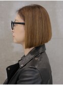 前下がりハイライトワンレンボブ切りっぱなしはねない内巻き