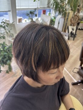 ヘアーアンドメイク フラット ヒルズ(Hair&Make FLAT HILLS) High&Lowカラースタイル