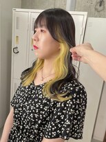 サクラ オモテサンドウ(SAKURA) ポイントで遊び心を!イエローインナーカラー/ダブルカラー