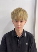 メンズカット/ブリーチ/ニュアンスパーマ/メンズハイライト/眉毛