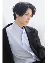 ビューティーアンドフリー ハチ(Beauty&Free 8 HACHI)&nbsp;10代20代波巻きセンターパートスパイラルヘア