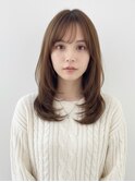 柔らかく上品に。大人レイヤースタイル