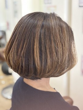 レーブ バイ ファースト 岩切店(reve by first) 白髪ぼかしハイライト×ボブ