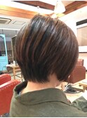 ショートボブ