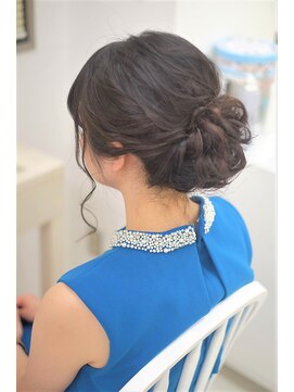 リサ 恵比寿(risa.) ルーズアップスタイル