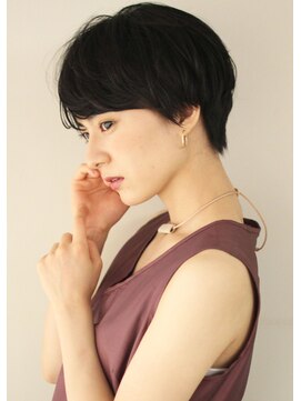 サーカス バイ ビュートリアム 青山(CIRCUS by BEAUTRIUM) 大人のショートヘア