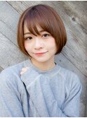 ワンカールボブスタイルで柔らかベージュ