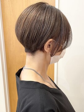 モリオ フロム ロンドン 成増店 【morio成増/米村】刈り上げ前下がりショート