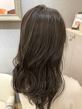 カシータフロル ららぽーと愛知東郷店(Casita flor) 【casita flor】細めハイライト　暗めグレー