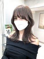 ヴェイン 渋谷(vain)&nbsp;レイヤーカット 小顔カット インナーカラー 20代30代 渋谷 前髪