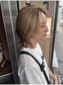 レイヤー×外はねボブ×外国人風ベージュ