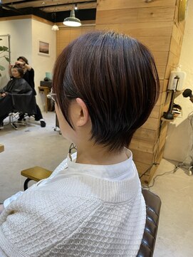 チリンバイロストシティー(Chillin by LOSTCITY) ショートボブ髪質改善白髪ぼかしハイライト