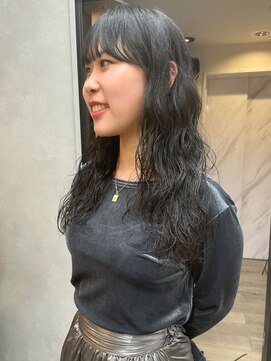 レス 伏見(LESS) ロングパーマ