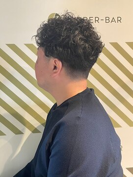 バーバーバー アカバネ(BARBER-BAR AKABANE) こなれた無造作パーマ×大人アップスタイル/ツーブロック#3