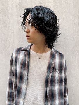 マイロ(mailo) シャドウパーマセンターパートウルフ