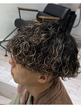 メンズ サロン ドット トウキョウ 町田店(men's salon dot. tokyo) ハイライト×波巻きパーマ