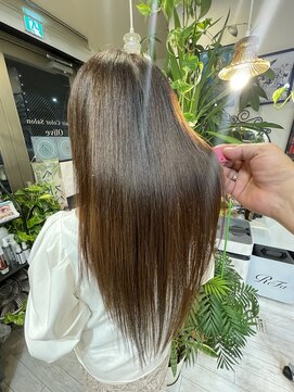 オリーブ(Olive) 50代の美髪ストレート