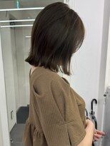 ベイルーム(BAYROOM by HONEY omotesando)&nbsp;切りっぱなしボブ/ロブ/透明感カラー/カーキグレージュ