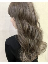 ラウレア(Laule'a)&nbsp;外国人風ハイライトグレージュ イルミナカラー