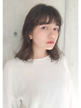 トレイル バイ ローバー(trail by ROVER) 柔らかい質感 抜け感ミディアムヘア