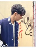 ニュアンスパーマ前下がりセンターパート