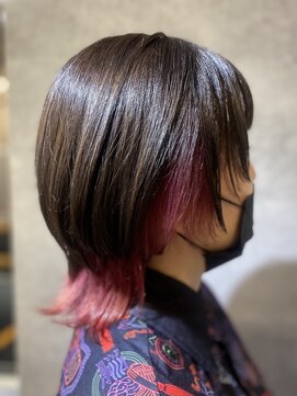 キャラ シャローネ 池袋(Chara Chalone) ウルフカット/多毛の方にもオススメ/インナーカラー