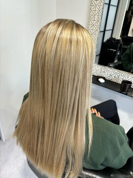 ボンズサロン(BONDZSALON) 外国人風ハイライト×バレイヤージュ【麻布十番駅/六本木駅】