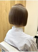 前下がりボブ 切りっぱなしボブ ショートボブ 縮毛矯正 髪質改善