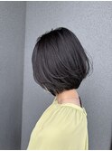 ショートボブ