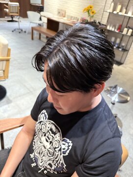 クラン バイ ナチュラル(clan by Natural) センターパートマッシュ