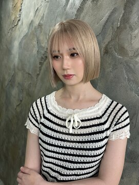 モニカ 栄店(MONIQA) ミルクティーベージュ