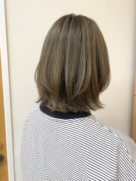 モリオ フロム ロンドン 成増店 【morio成増/一戸】大人かわいいレイヤーボブ外ハネ