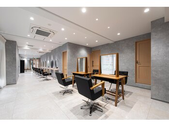 clan by HEADLIGHT 鷺沼店【クラン バイ ヘッドライト】