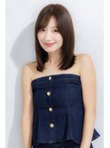 ミディアムレイヤー　顔周りレイヤー　ストレート