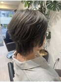 オリーブグレー
