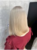 ホワイトベージュ